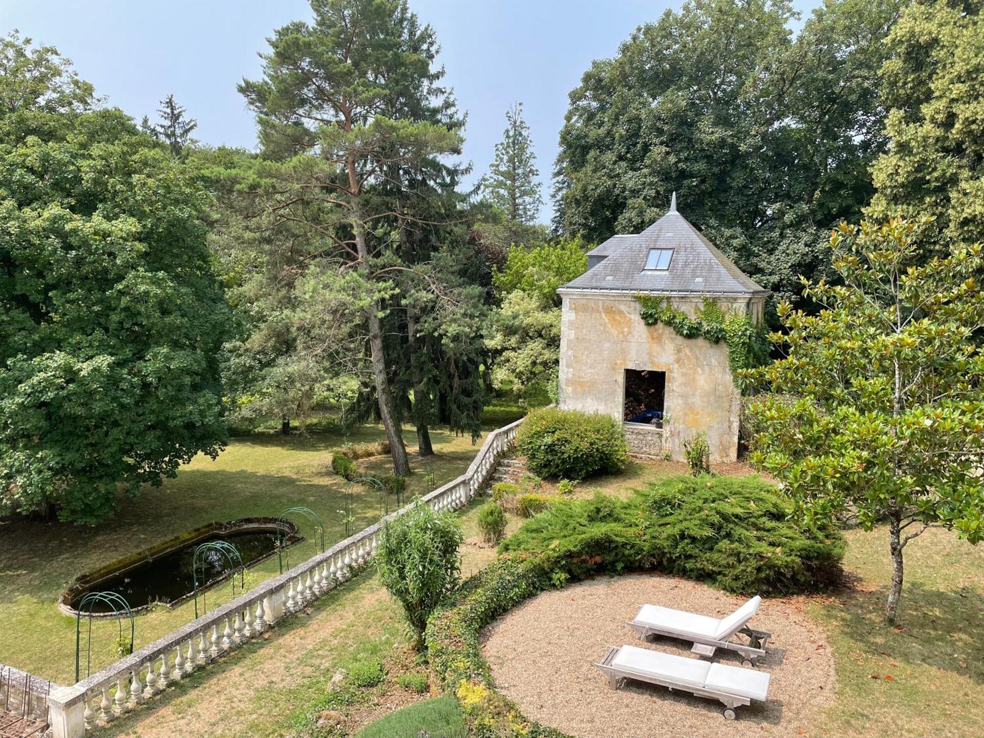 Chateau De La Huberdiere Nazelles-Negron Luaran gambar